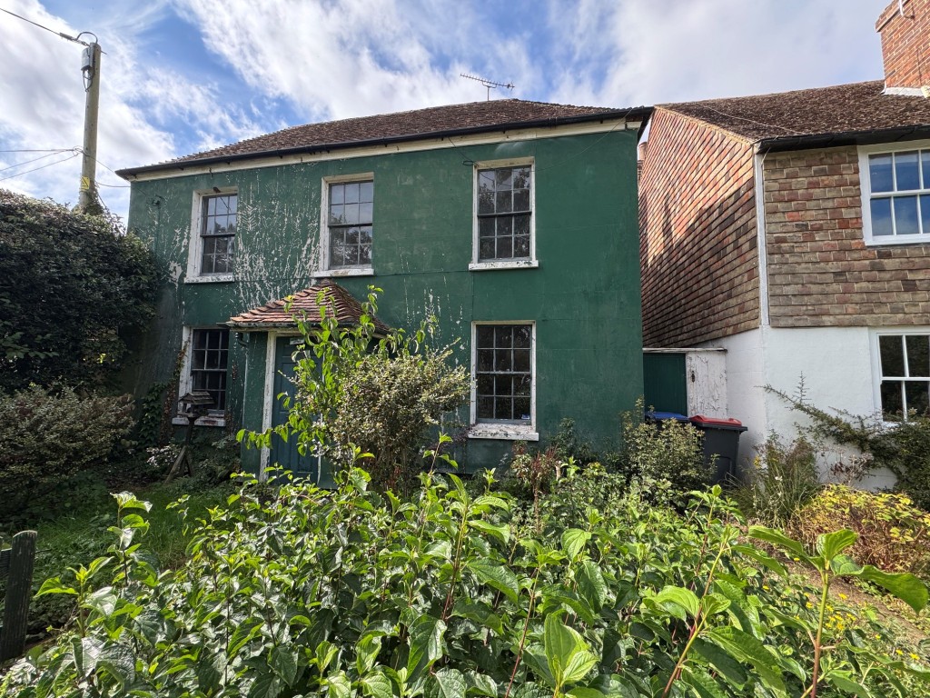 Lot: 128 - DETACHED COTTAGE FOR TOTAL REFURBISHMENT IN POPULAR VILLAGE - Alternative photo of front